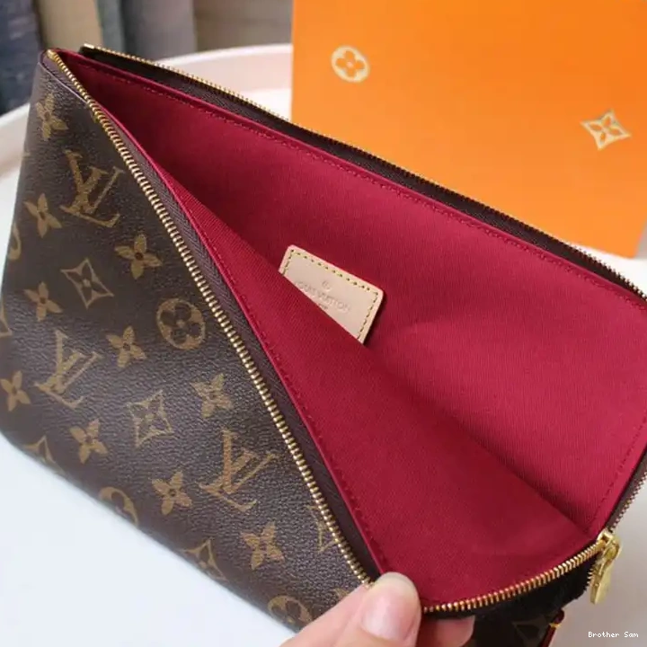 Brother Sam Yupoo Bags 2010B570042 LV 0825